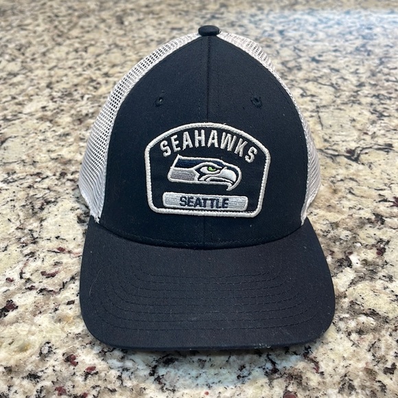 NFL Team Apparel Seattle Seahawks SnapBack Hat - Picture 1 of 4